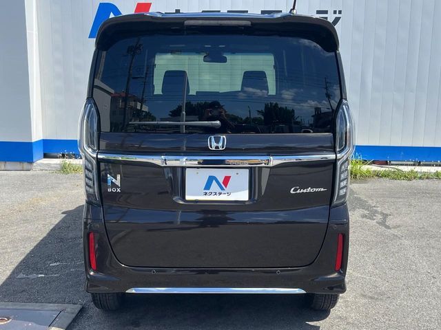HONDA N BOX CUSTOM 2022