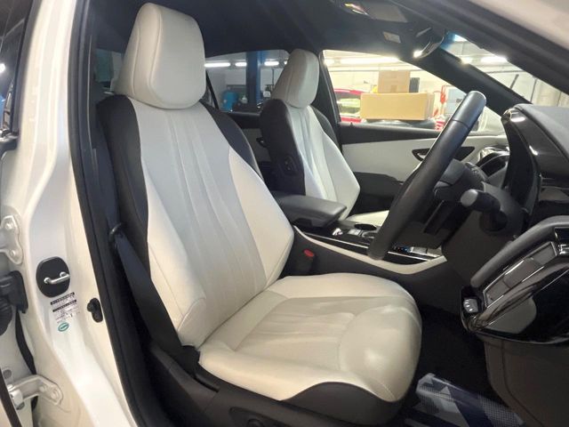 TOYOTA CROWN sedan hybrid 2018