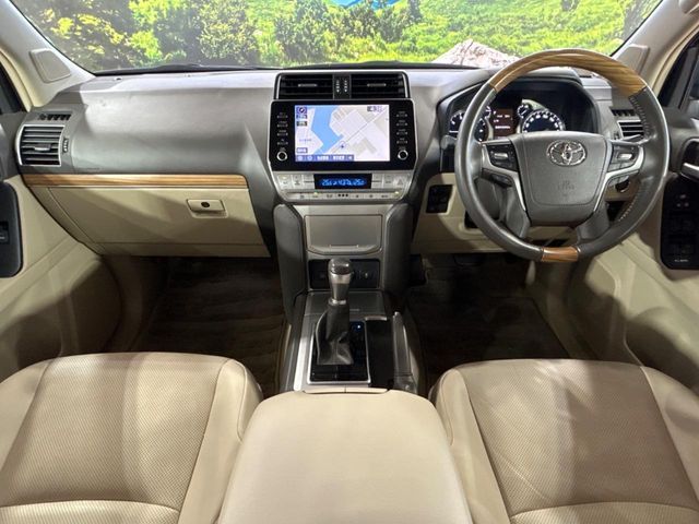 TOYOTA LANDCRUISER PRADO 2023