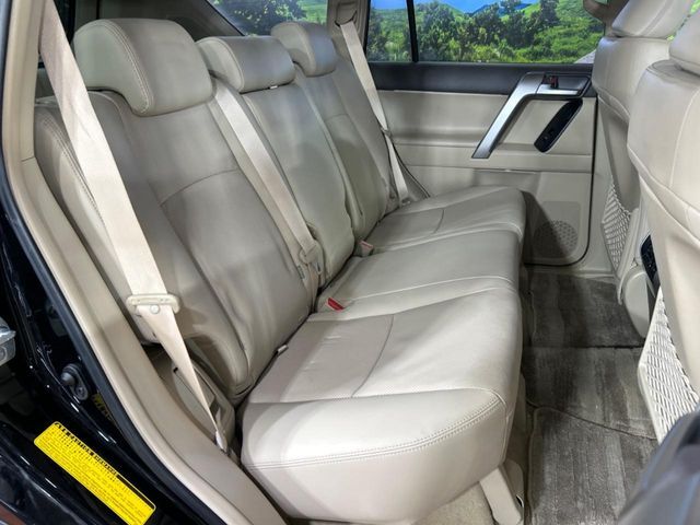 TOYOTA LANDCRUISER PRADO 2023