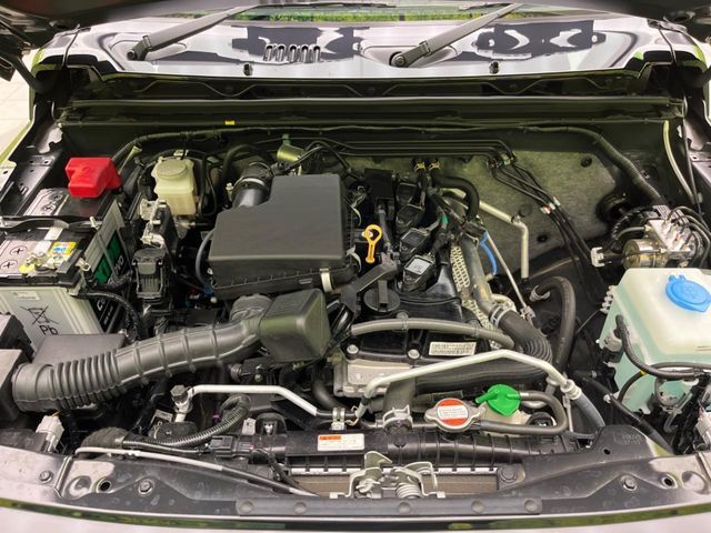 SUZUKI JIMNY NOMADE 2025