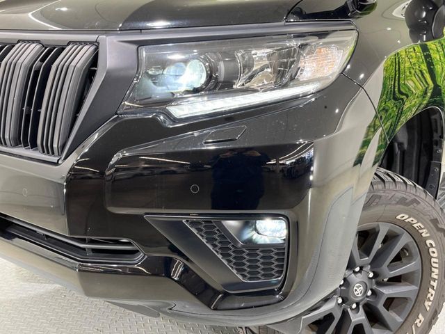 TOYOTA LANDCRUISER PRADO 2022