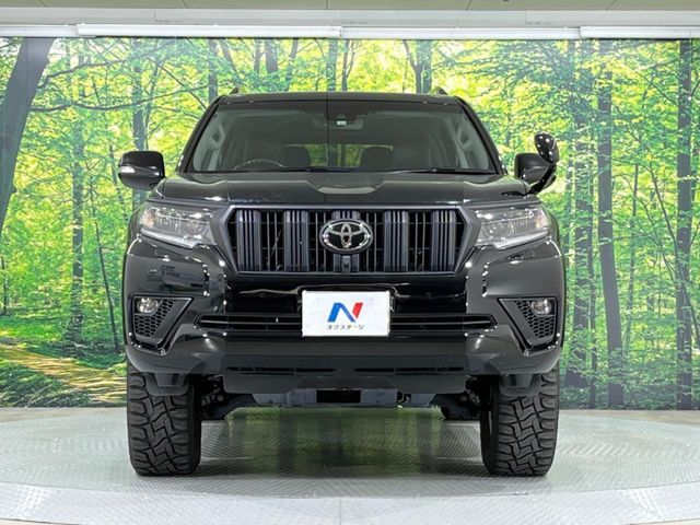 TOYOTA LANDCRUISER PRADO 2022