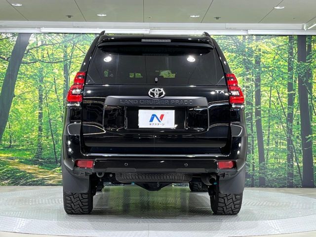 TOYOTA LANDCRUISER PRADO 2022