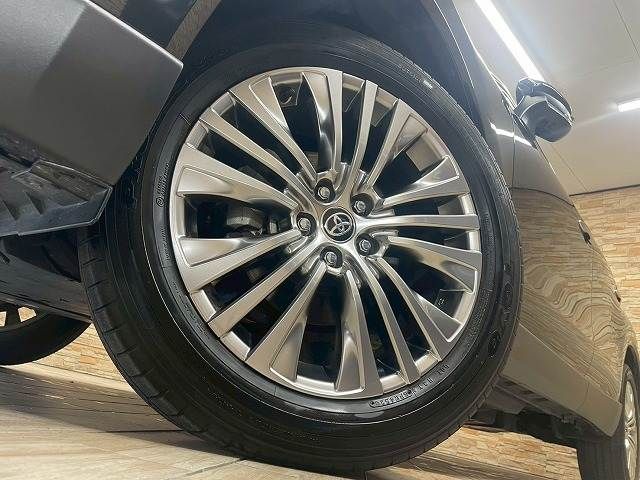 TOYOTA HARRIER HYBRID 2020