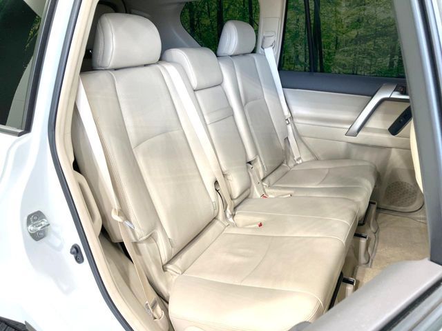 TOYOTA LANDCRUISER PRADO 2022