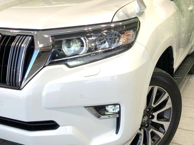 TOYOTA LANDCRUISER PRADO 2022