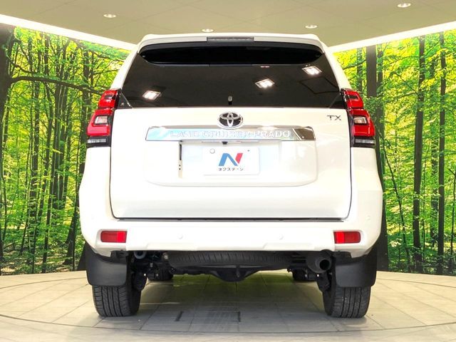 TOYOTA LANDCRUISER PRADO 2022