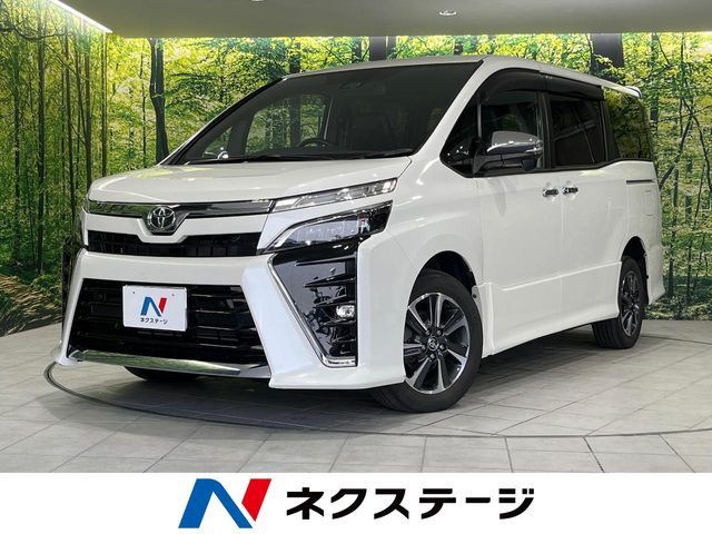 TOYOTA VOXY 4WD 2021
