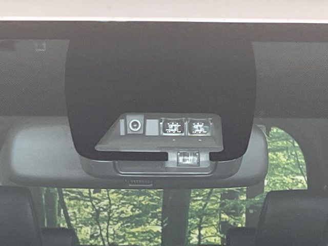 TOYOTA VOXY 4WD 2021