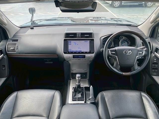 TOYOTA LANDCRUISER PRADO 2019