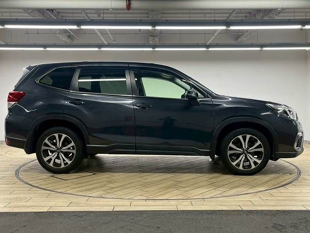 SUBARU FORESTER 2019