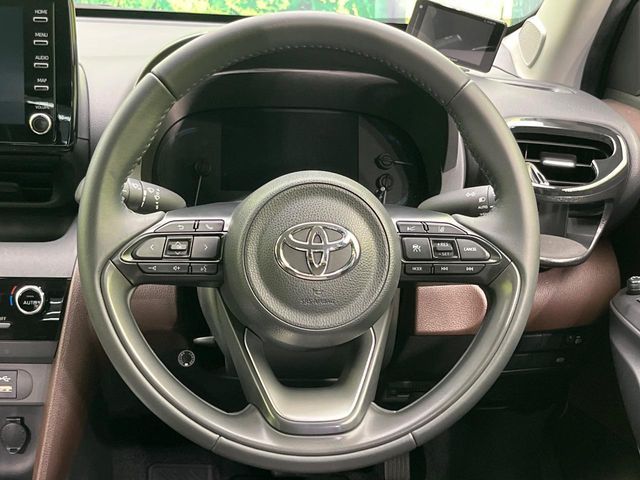 TOYOTA YARIS CROSS HYBRID 2022