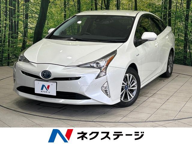 TOYOTA PRIUS 2017