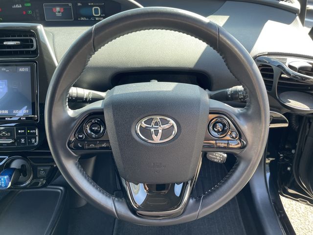 TOYOTA PRIUS 2019