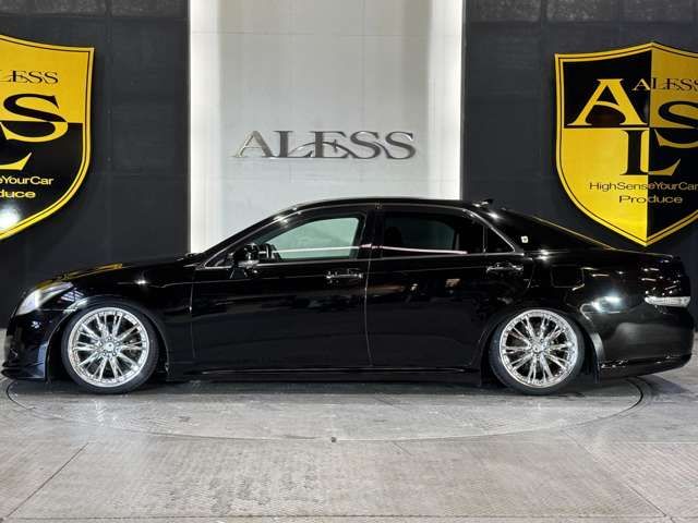 TOYOTA CROWN sedan 2010