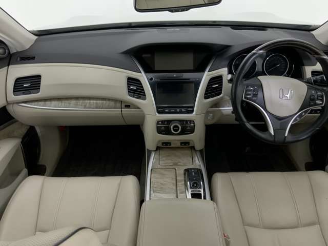 HONDA LEGEND HYBRID 2019