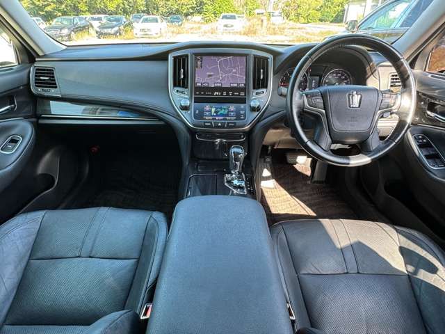 TOYOTA CROWN sedan 2013