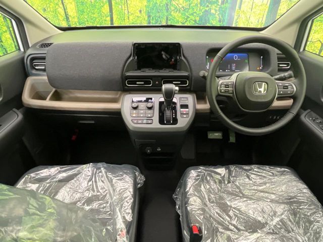 HONDA FREED e:HEV 2025