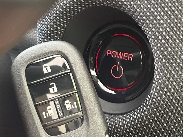 HONDA FREED e:HEV 2025