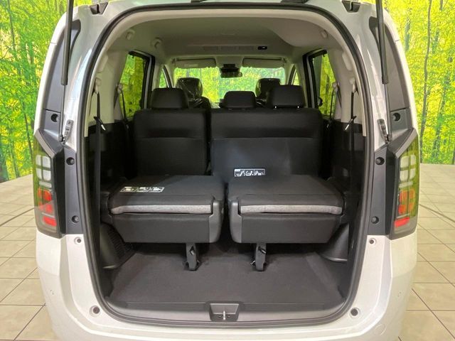 HONDA FREED e:HEV 2025