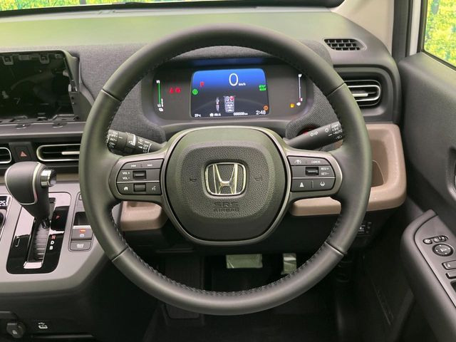 HONDA FREED e:HEV 2025