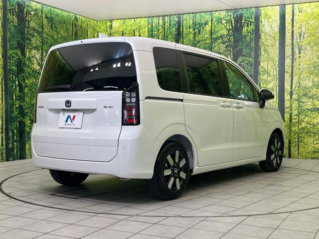 HONDA FREED e:HEV 2025