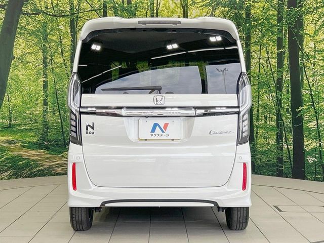 HONDA N BOX CUSTOM 2019