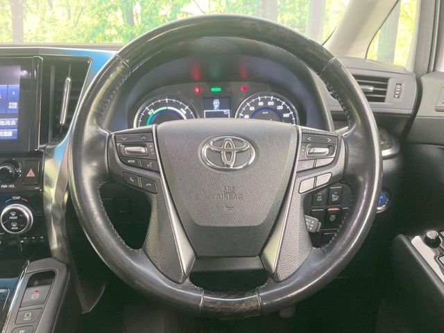 TOYOTA ALPHARD hybrid 4WD 2017