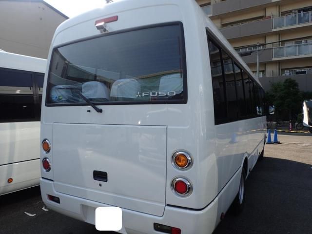 MITSUBISHI ROSA 2025