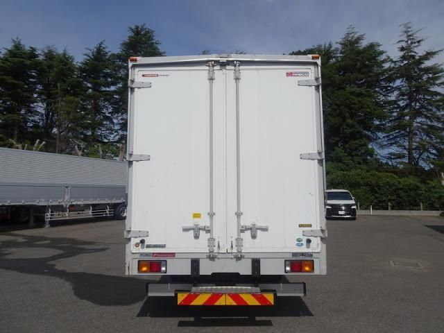 MITSUBISHI FUSOU FIGHTER 2020