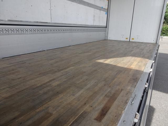 MITSUBISHI FUSOU FIGHTER 2020