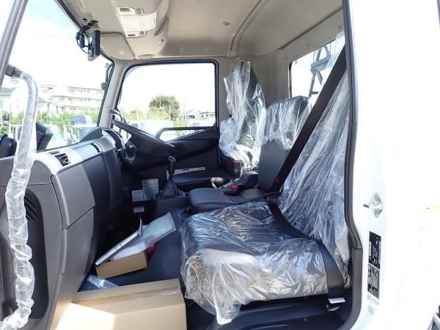 MITSUBISHI FUSOU FIGHTER 2025