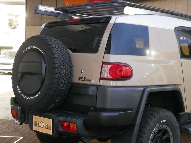 TOYOTA FJ CRUISER 4WD 2014