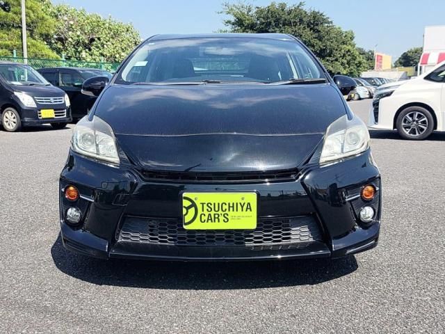 TOYOTA PRIUS 2014