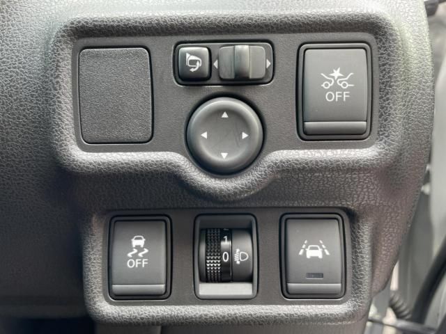 NISSAN NOTE 4WD 2017