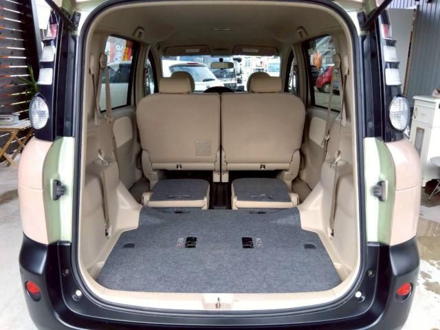 TOYOTA SIENTA 2009