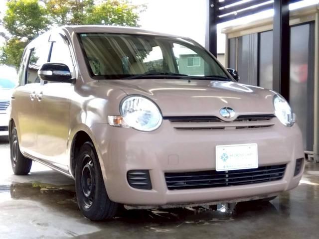 TOYOTA SIENTA 2009