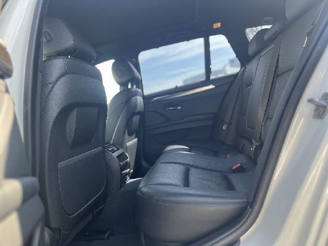 BMW BMW 5series TOURING 2016