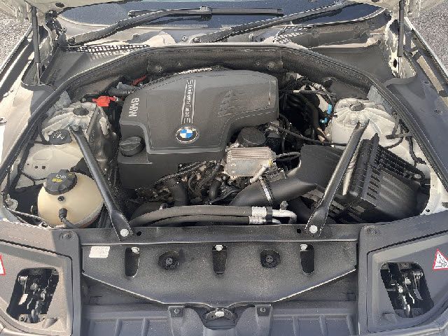 BMW BMW 5series TOURING 2016