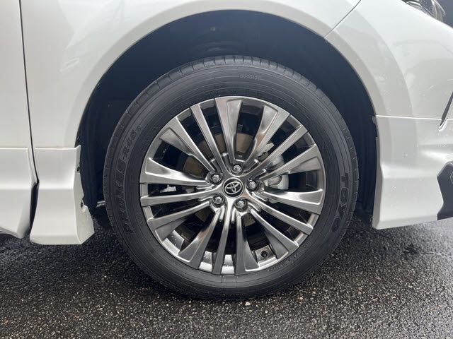 TOYOTA HARRIER HYBRID 2023