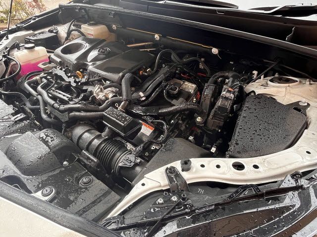 TOYOTA HARRIER HYBRID 2023