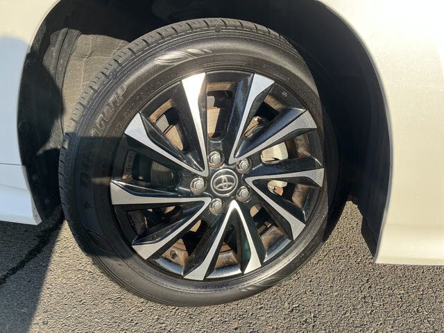 TOYOTA NOAH HYBRID 2023