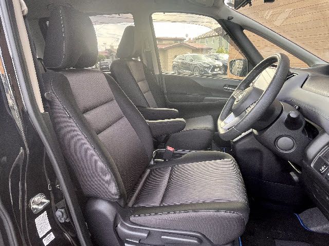 NISSAN SERENA  WG 2022