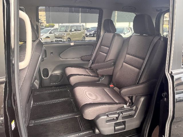 NISSAN SERENA  WG 2022