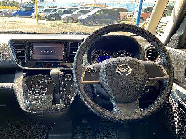 NISSAN DAYZ ROOX 2018