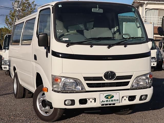 TOYOTA DYNA 2014