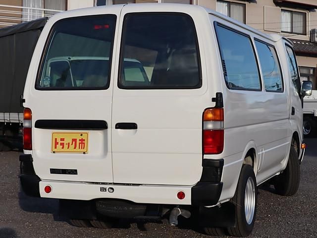 TOYOTA DYNA 2014