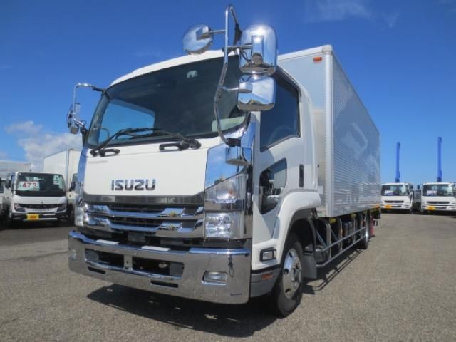 ISUZU FORWARD 2021