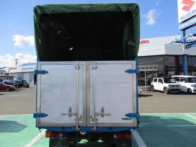 MITSUBISHI CANTER 2001